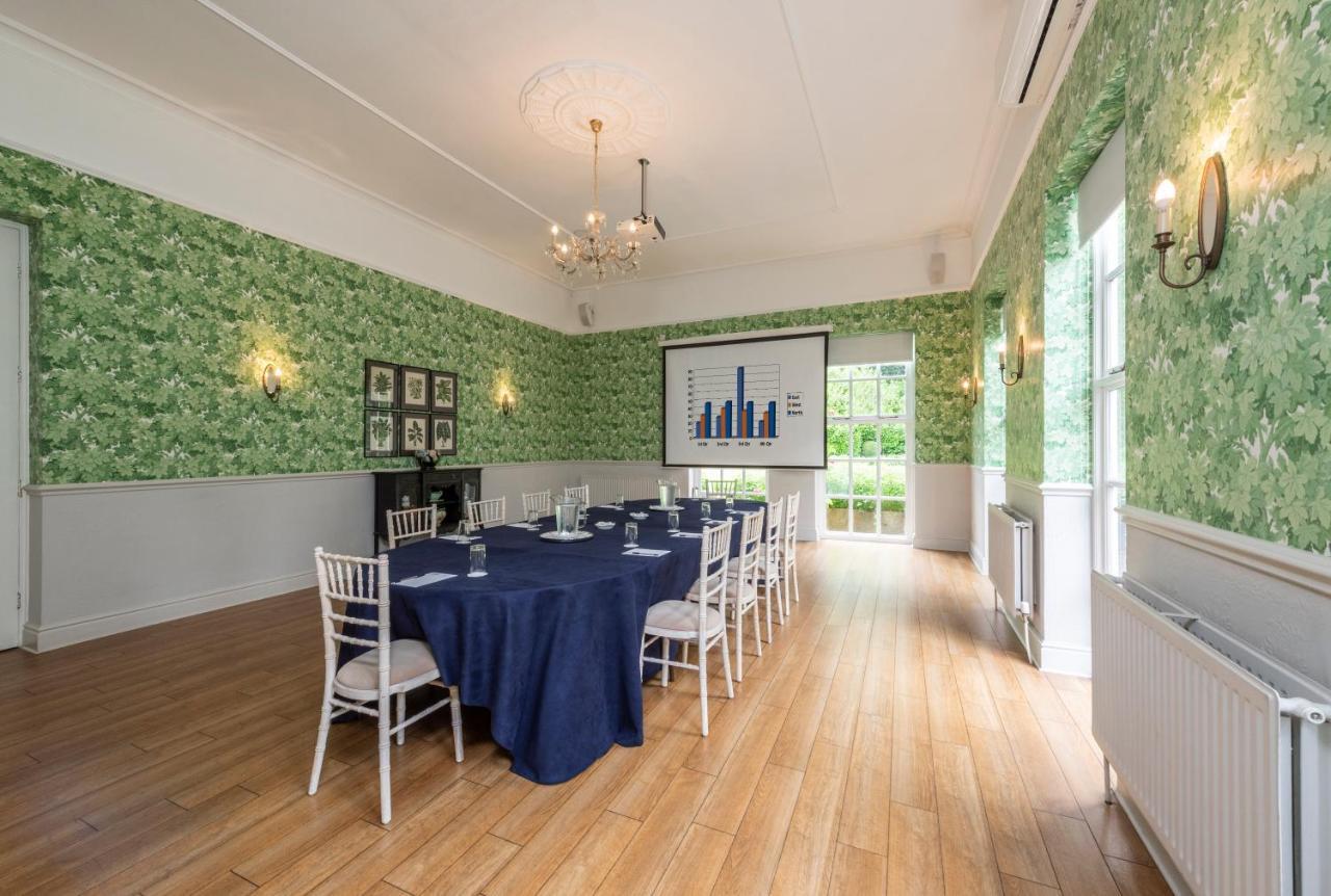 Statham Lodge Hotel Warrington Zewnętrze zdjęcie