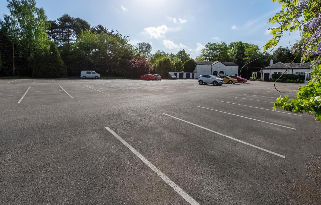 Statham Lodge Hotel Warrington Zewnętrze zdjęcie